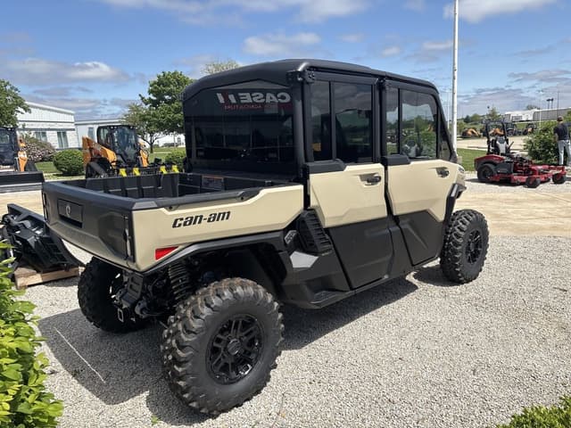 Image of Can-Am Defender MAX Limited HD11 equipment image 1