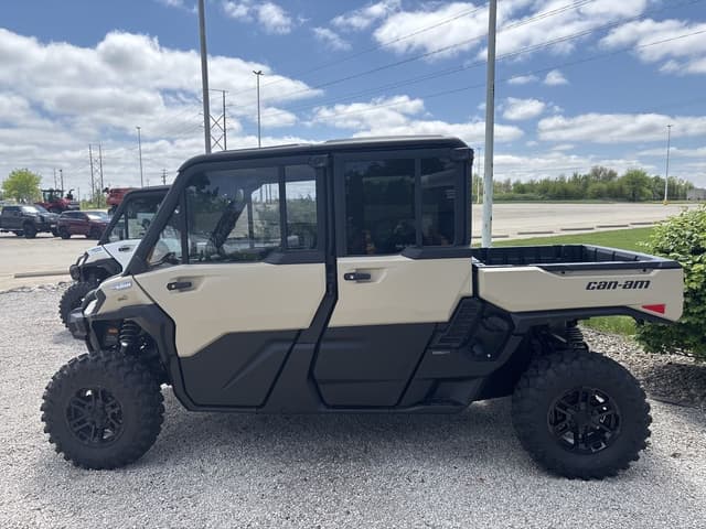 Image of Can-Am Defender MAX Limited HD11 equipment image 3