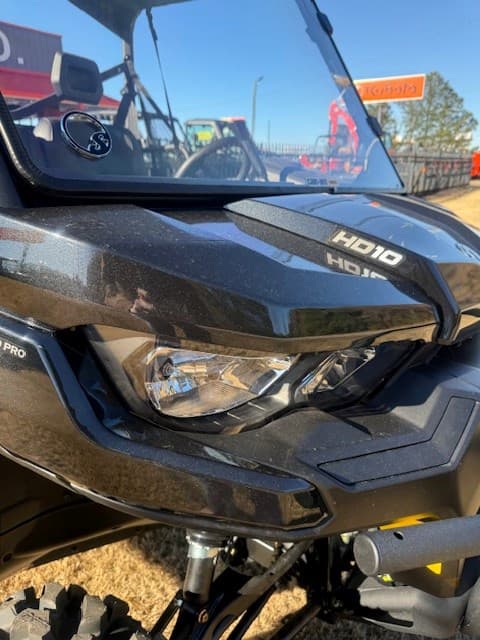 Image of Can-Am Defender PRO XT HD10 equipment image 2