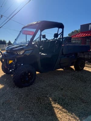 2026 Can-Am Defender PRO XT HD10 Image