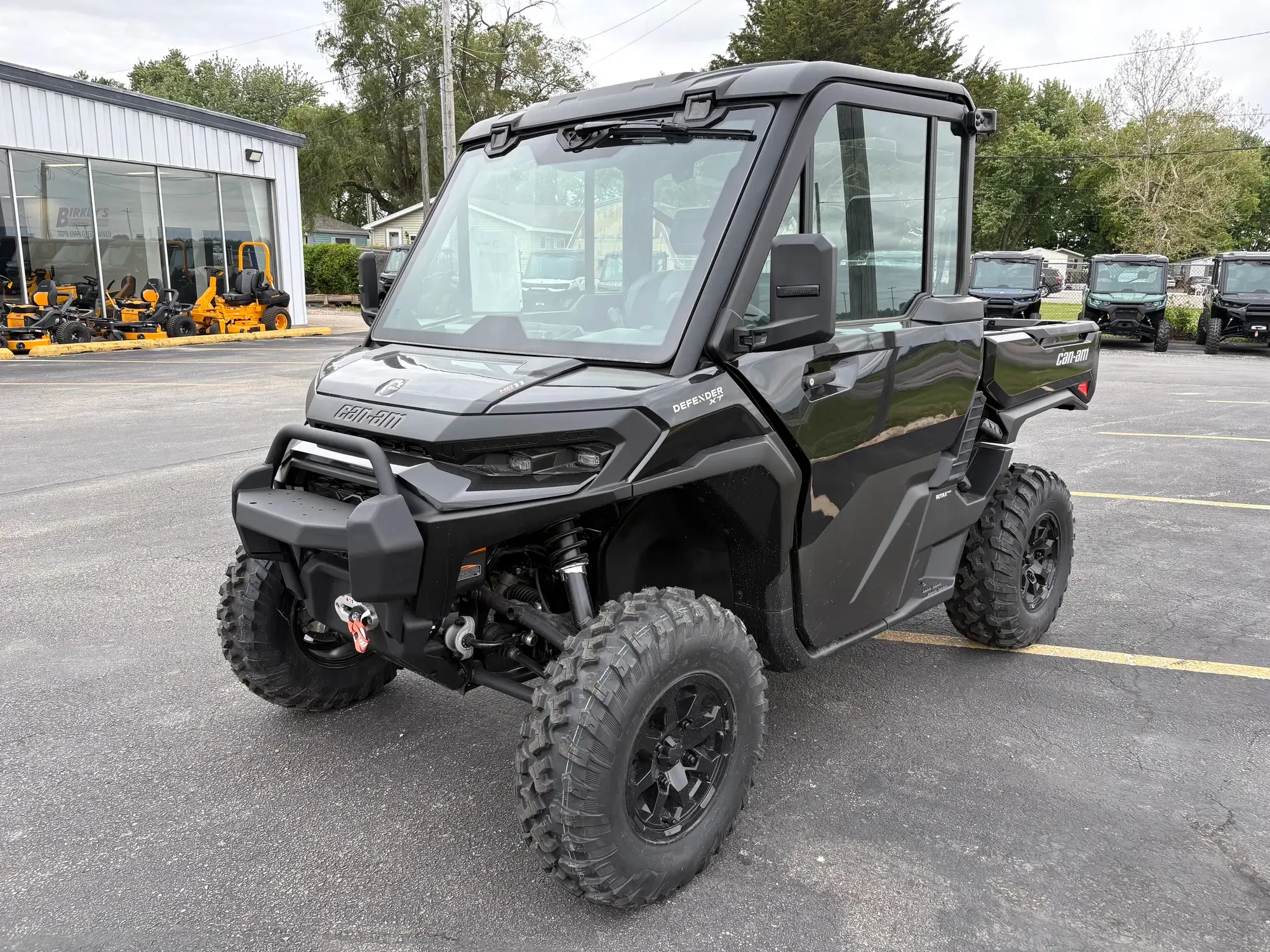 2026 Can-Am Defender XT HD11 Equipment Image0