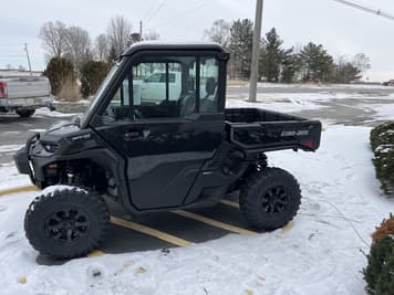 Main image Can-Am Defender XT HD11
