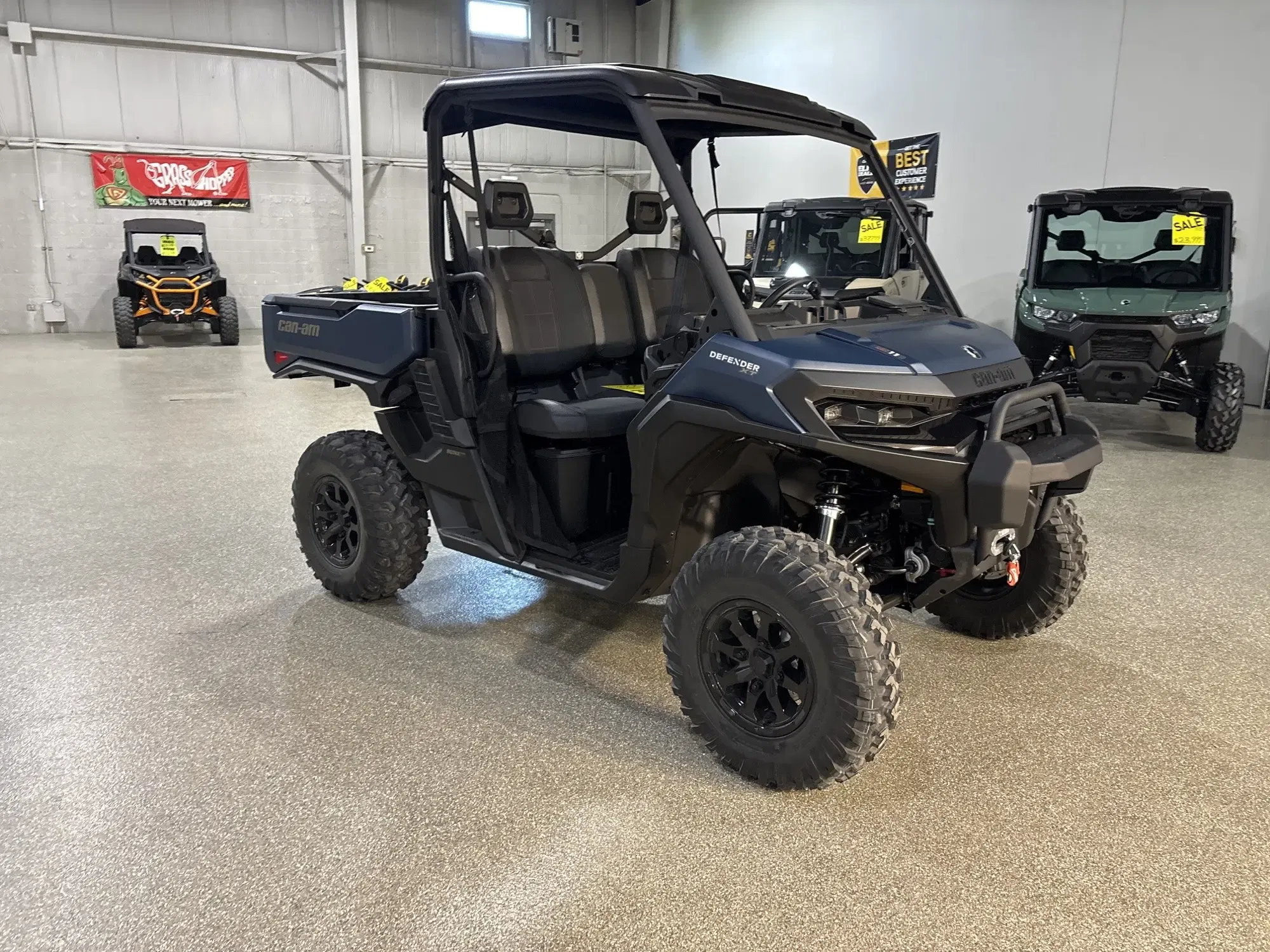 2026 Can-Am Defender XT HD11 Equipment Image0