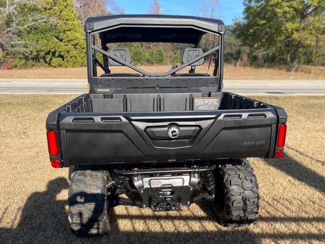 Image of Can-Am Defender XT HD7 equipment image 4