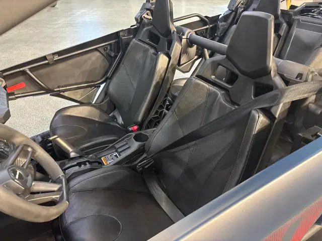 Image of Can-Am Maverick X3 MAX DS Turbo equipment image 1