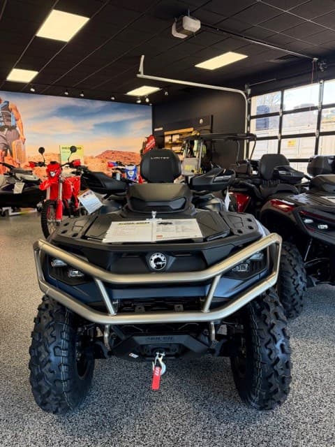 Image of Can-Am Outlander 1000 equipment image 1