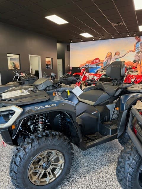 Image of Can-Am Outlander 1000 Primary image