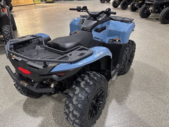 Image of Can-Am Outlander XT 700 equipment image 3
