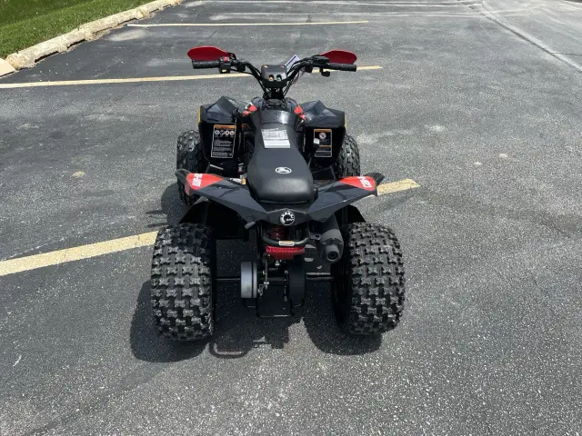 Image of Can-Am Renegade X xc 110 EFI equipment image 3