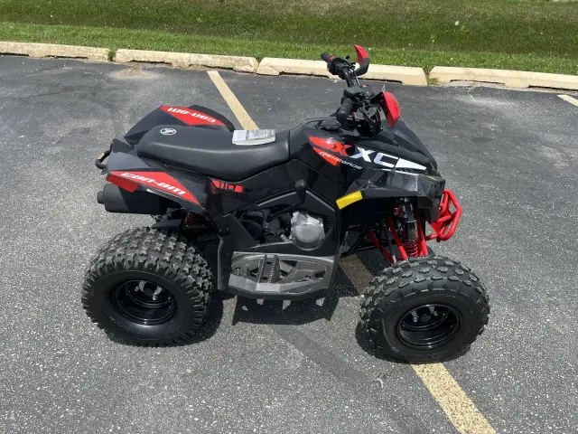 Image of Can-Am Renegade X xc 110 EFI equipment image 1