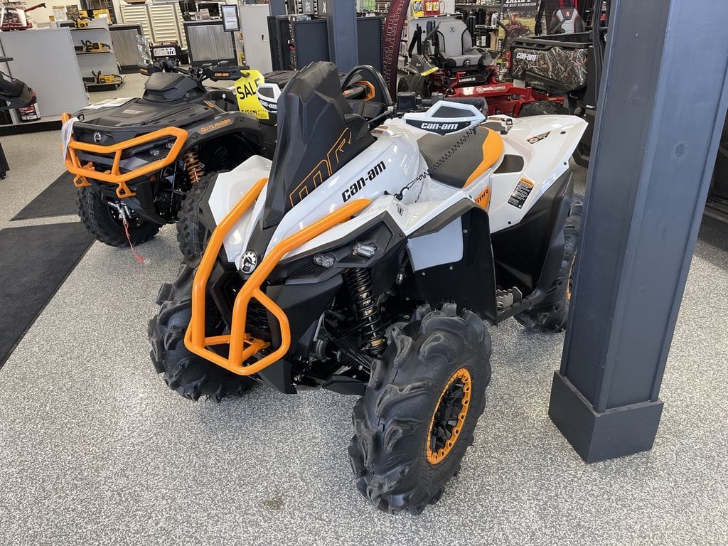 2026 Can-Am Renegade X MR 650 Equipment Image0