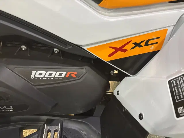Image of Can-Am Renegade X xc 1000R equipment image 3
