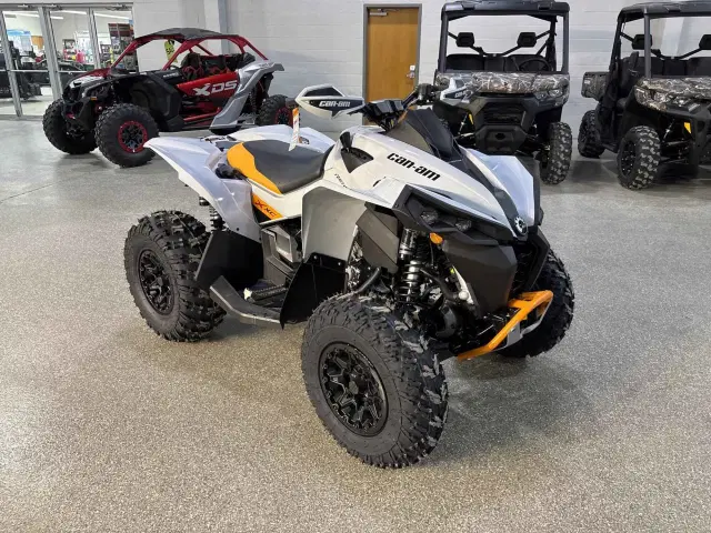 Image of Can-Am Renegade X xc 1000R equipment image 4