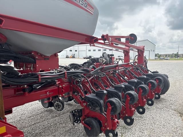 Image of Case IH 2150 equipment image 2