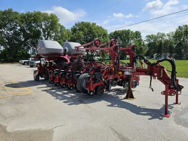 Image of Case IH 2150 equipment image 2