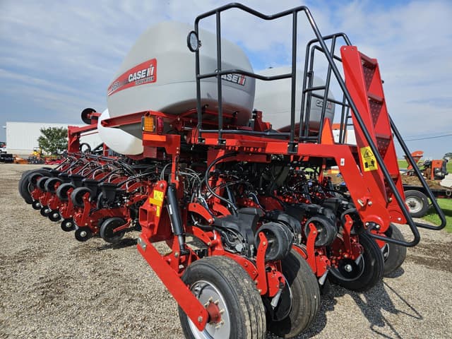 Image of Case IH 2150 equipment image 4