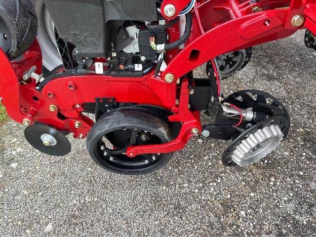 Image of Case IH 2150 equipment image 4