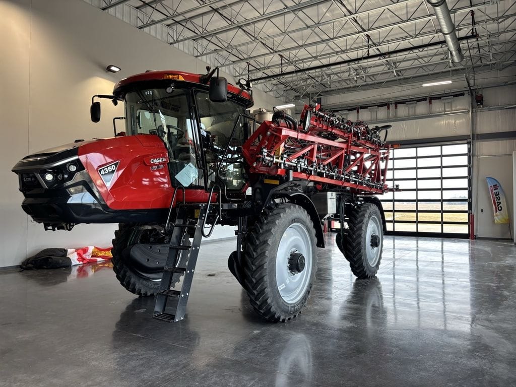 Main image Case IH Patriot 4350