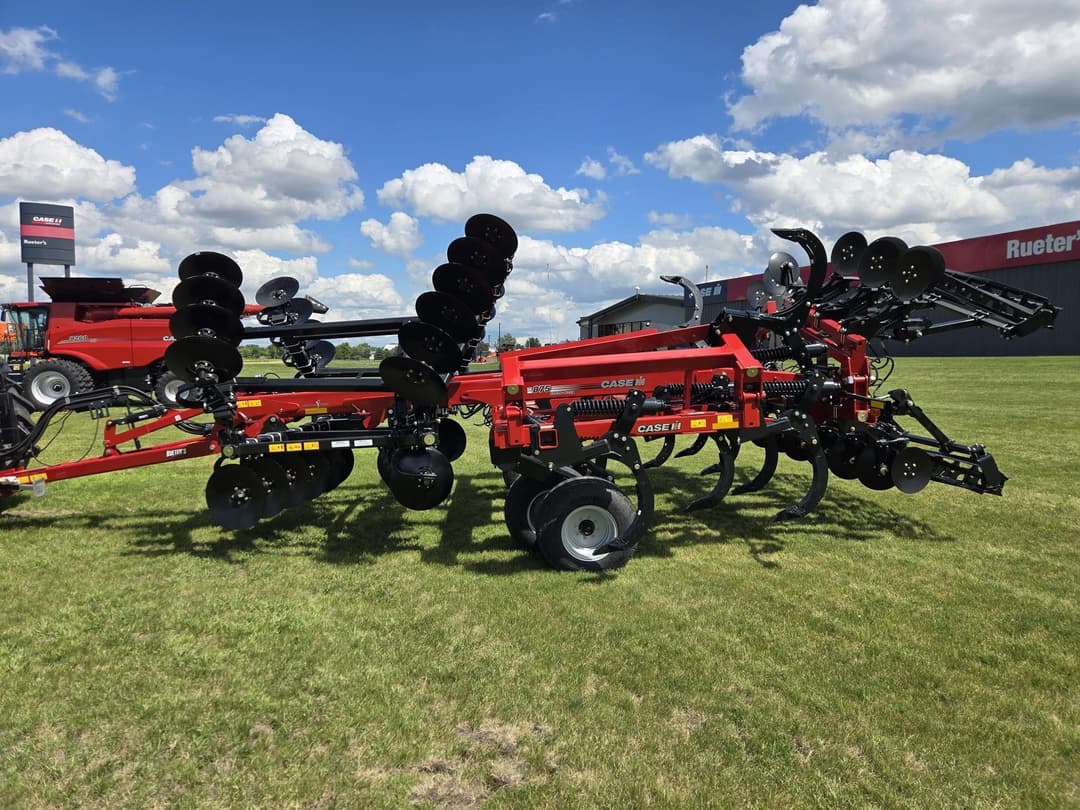 Image of Case IH Ecolo-Tiger 875 Primary image