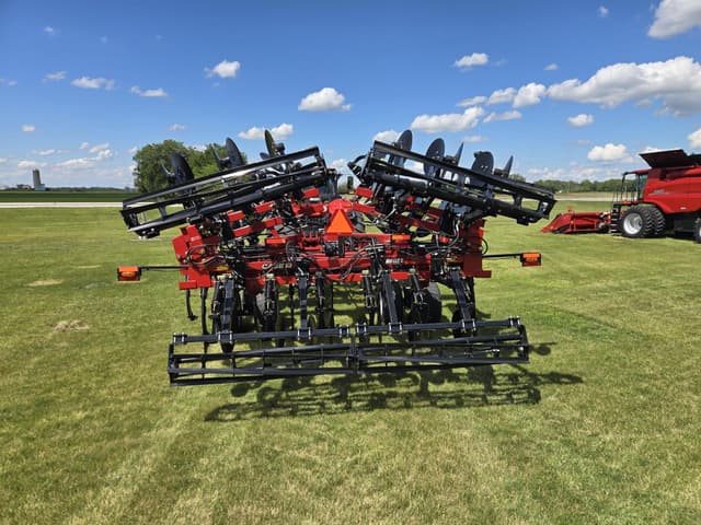 Image of Case IH Ecolo-Tiger 875 equipment image 3