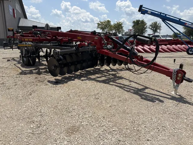 Image of Case IH Ecolo-Tiger 875 equipment image 2