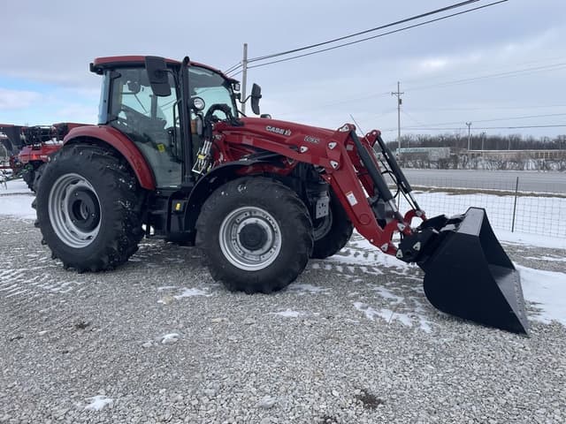 Image of Case IH Farmall 110C equipment image 3