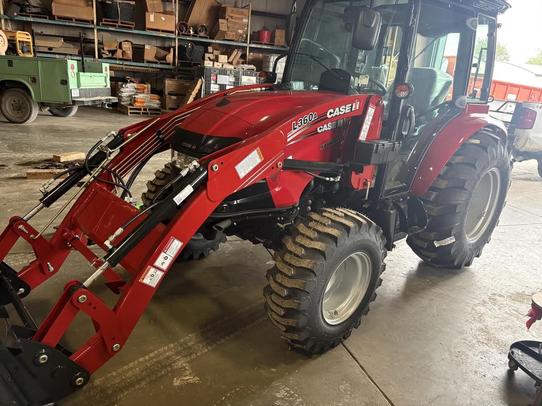 Image of Case IH Farmall 55C Image 0