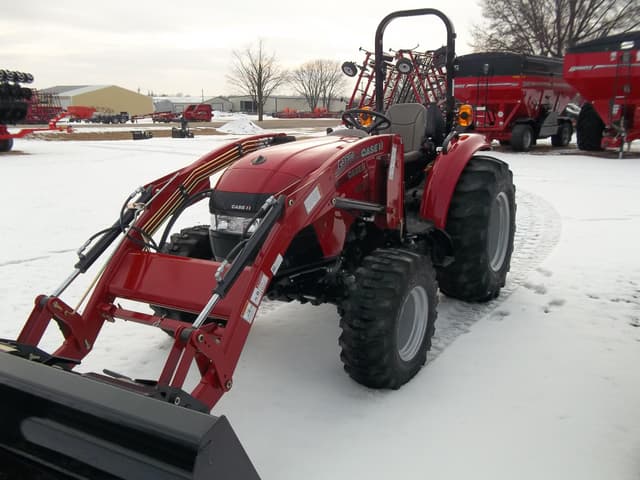 Image of Case IH Farmall 55C equipment image 2