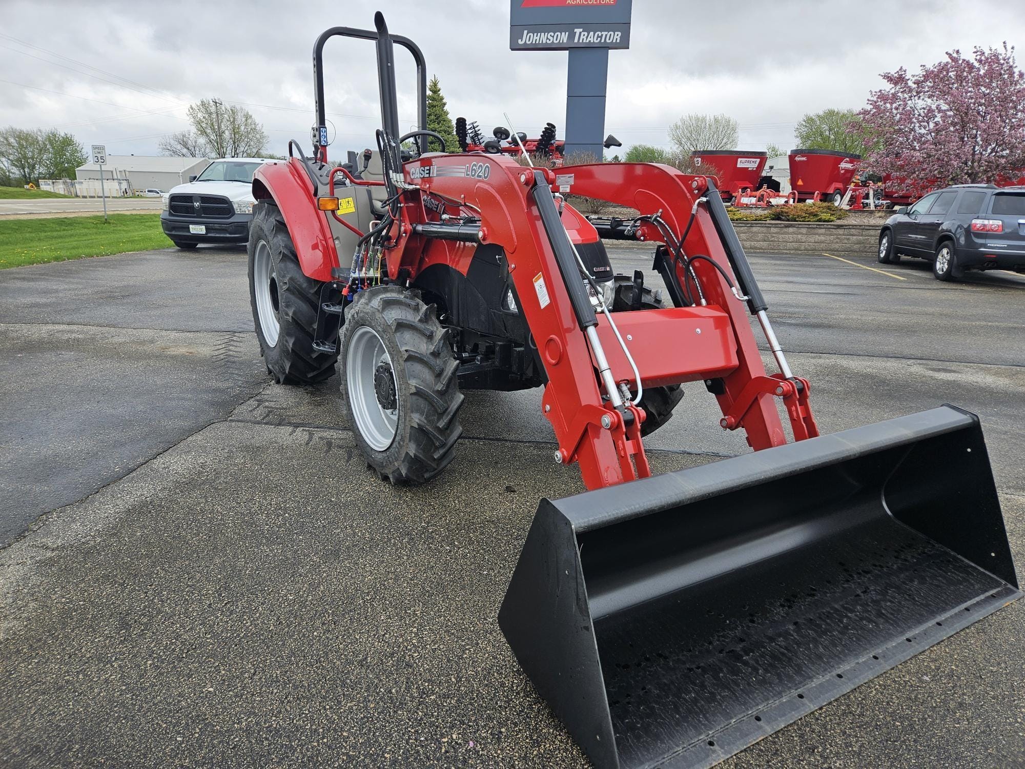 Main image Case IH Farmall 75C