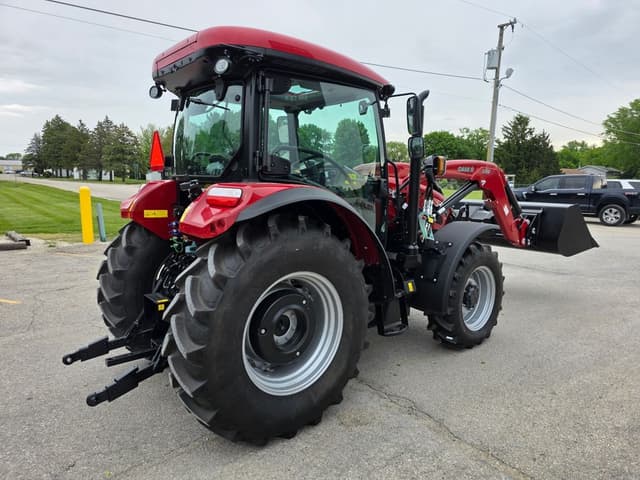 Image of Case IH Farmall 120A equipment image 4