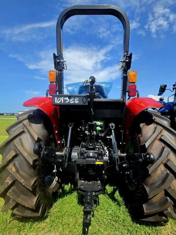 Image of Case IH Farmall 70A equipment image 2