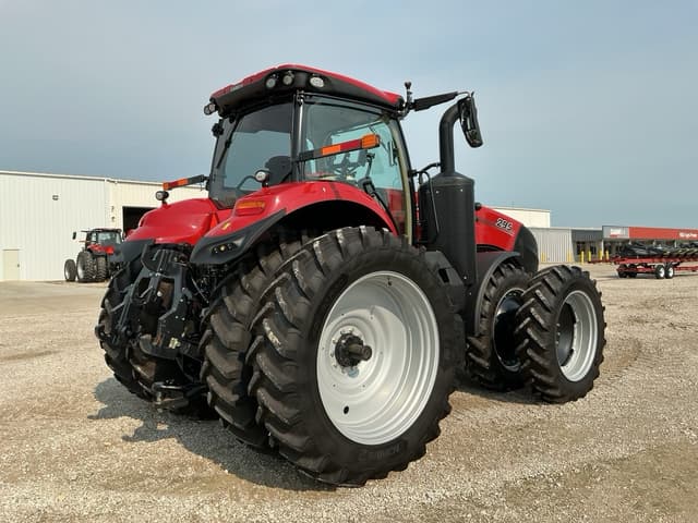 Image of Case IH Magnum 295 equipment image 2