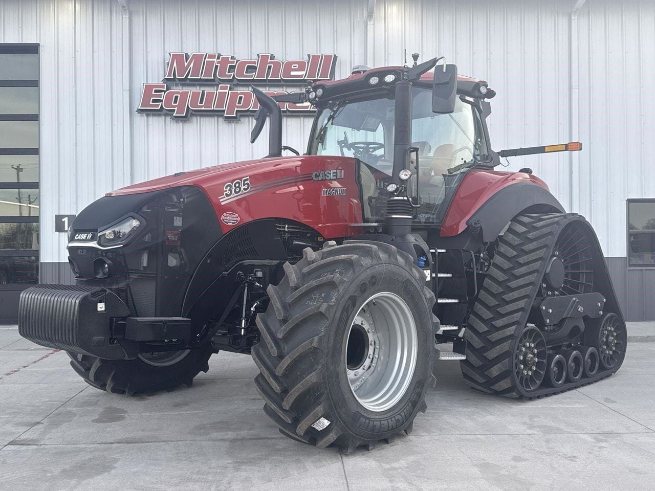 2026 Case IH Magnum 385 Rowtrac Equipment Image0