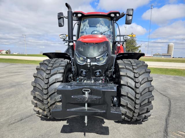 Image of Case IH Optum 340 equipment image 1