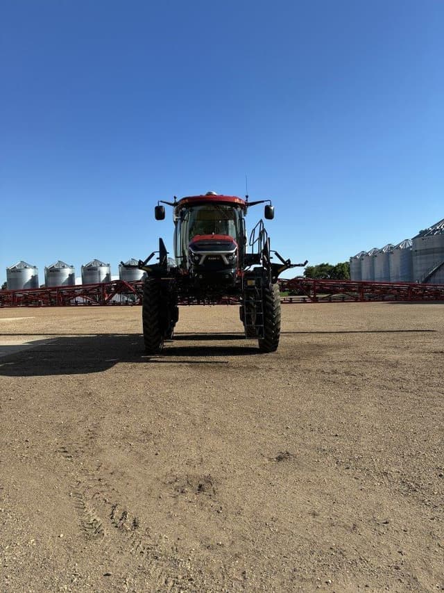 Image of Case IH Patriot 4450 equipment image 3