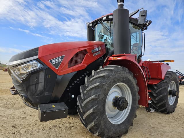 Image of Case IH Steiger 555 equipment image 1