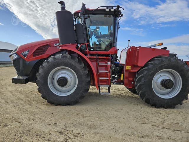 Image of Case IH Steiger 555 equipment image 2