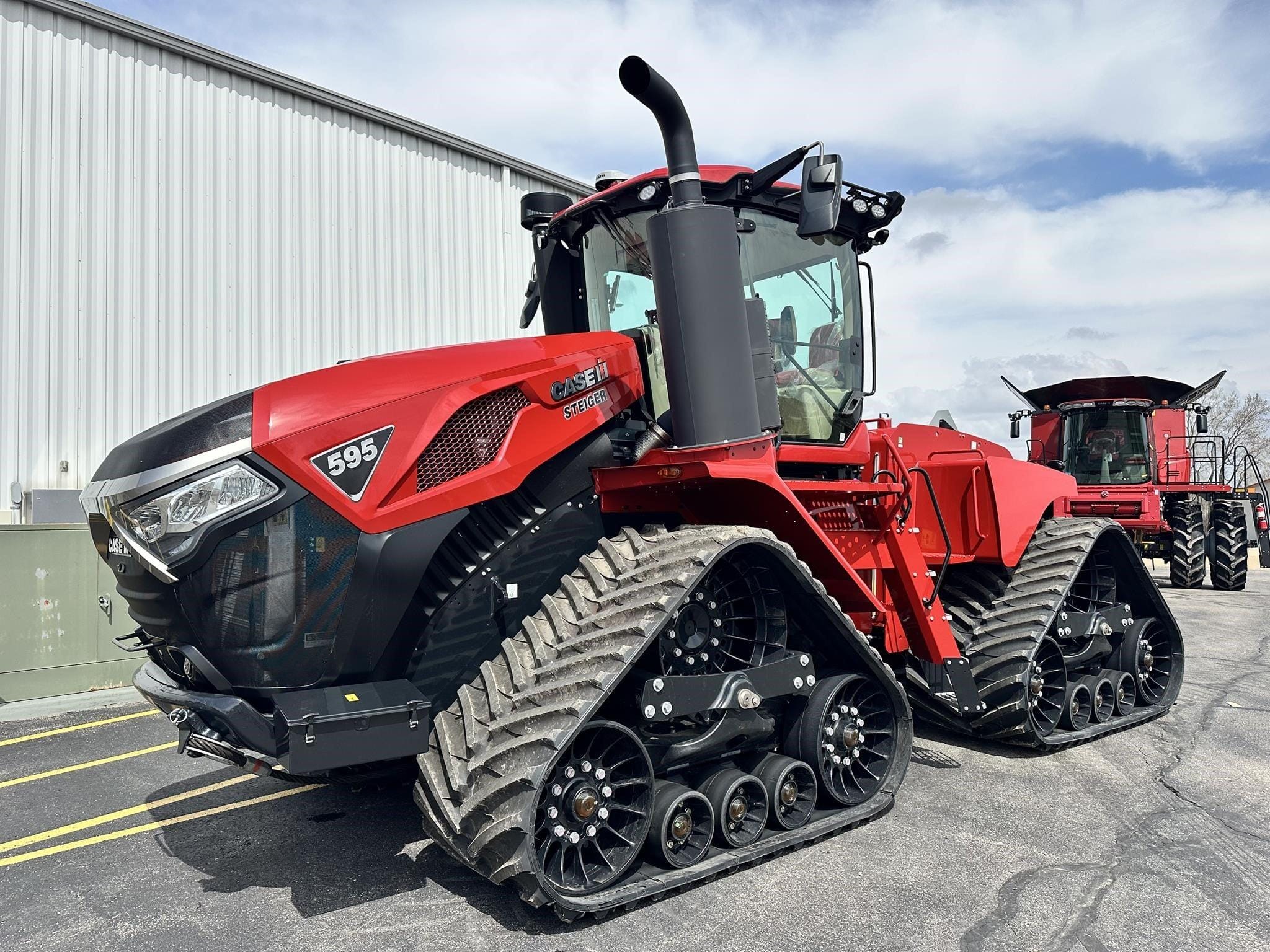 2026 Case IH Steiger 595 Quadtrac Equipment Image0