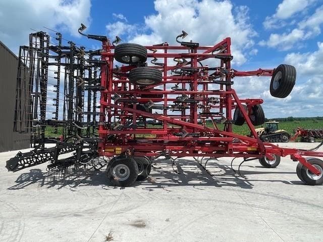 Image of Case IH Tigermate 255 equipment image 3
