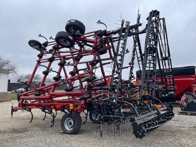 Image of Case IH Tigermate 255 equipment image 3