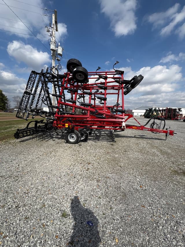 Image of Case IH Tigermate 255 equipment image 1
