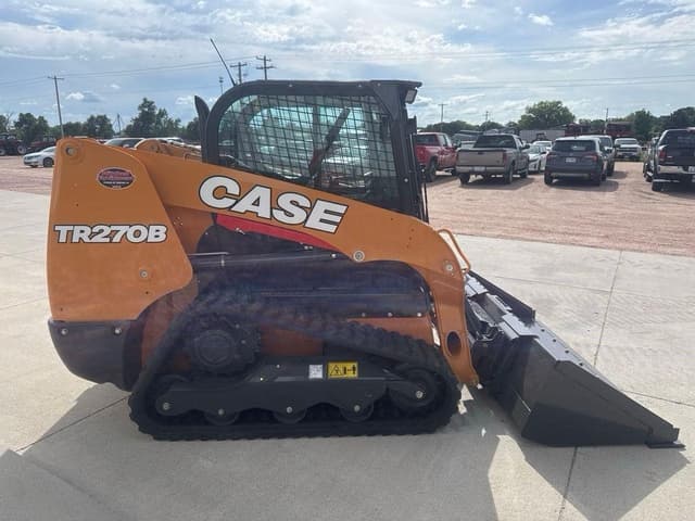 Image of Case TR270B equipment image 3