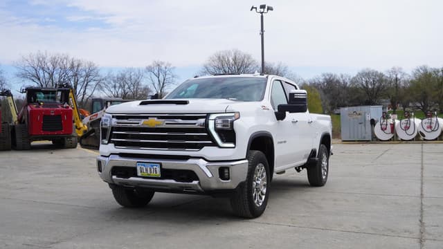 Image of Chevrolet 2500HD equipment image 1