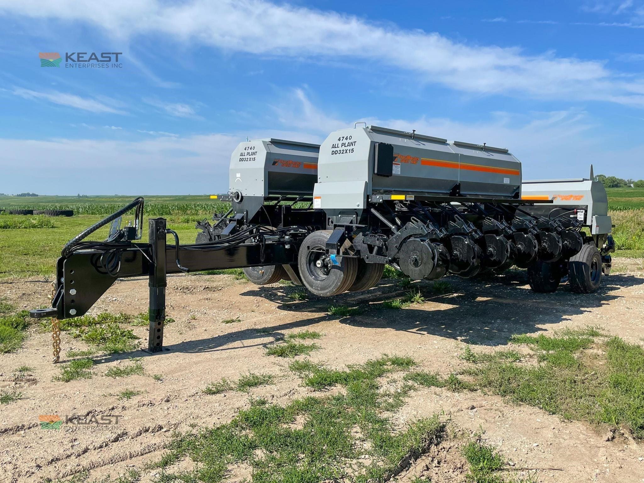 2026 CrustBuster 4740 Equipment Image0