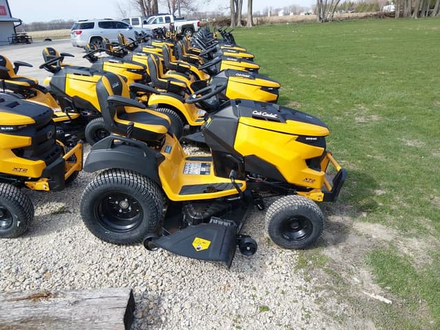 Image of Cub Cadet XT2 GX54D equipment image 4