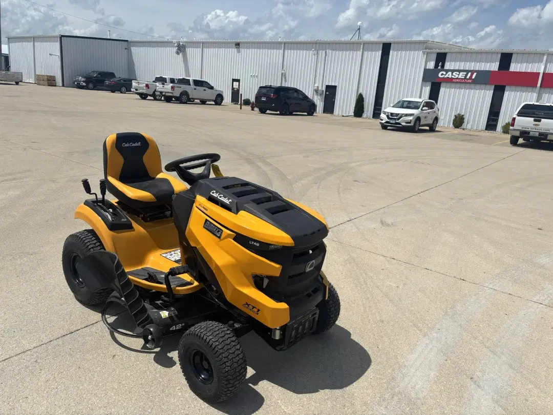 Image of Cub Cadet XT1 LT42 Primary image