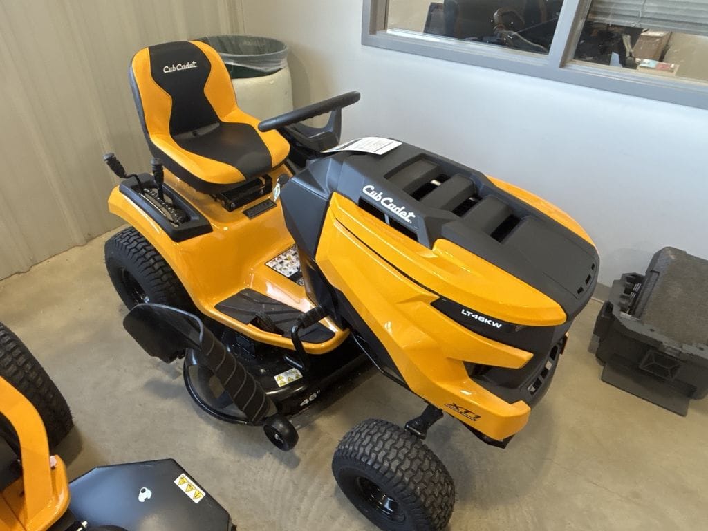 Main image Cub Cadet XT1 LT46