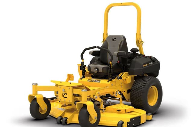Image of Cub Cadet Pro Z 772 equipment image 2