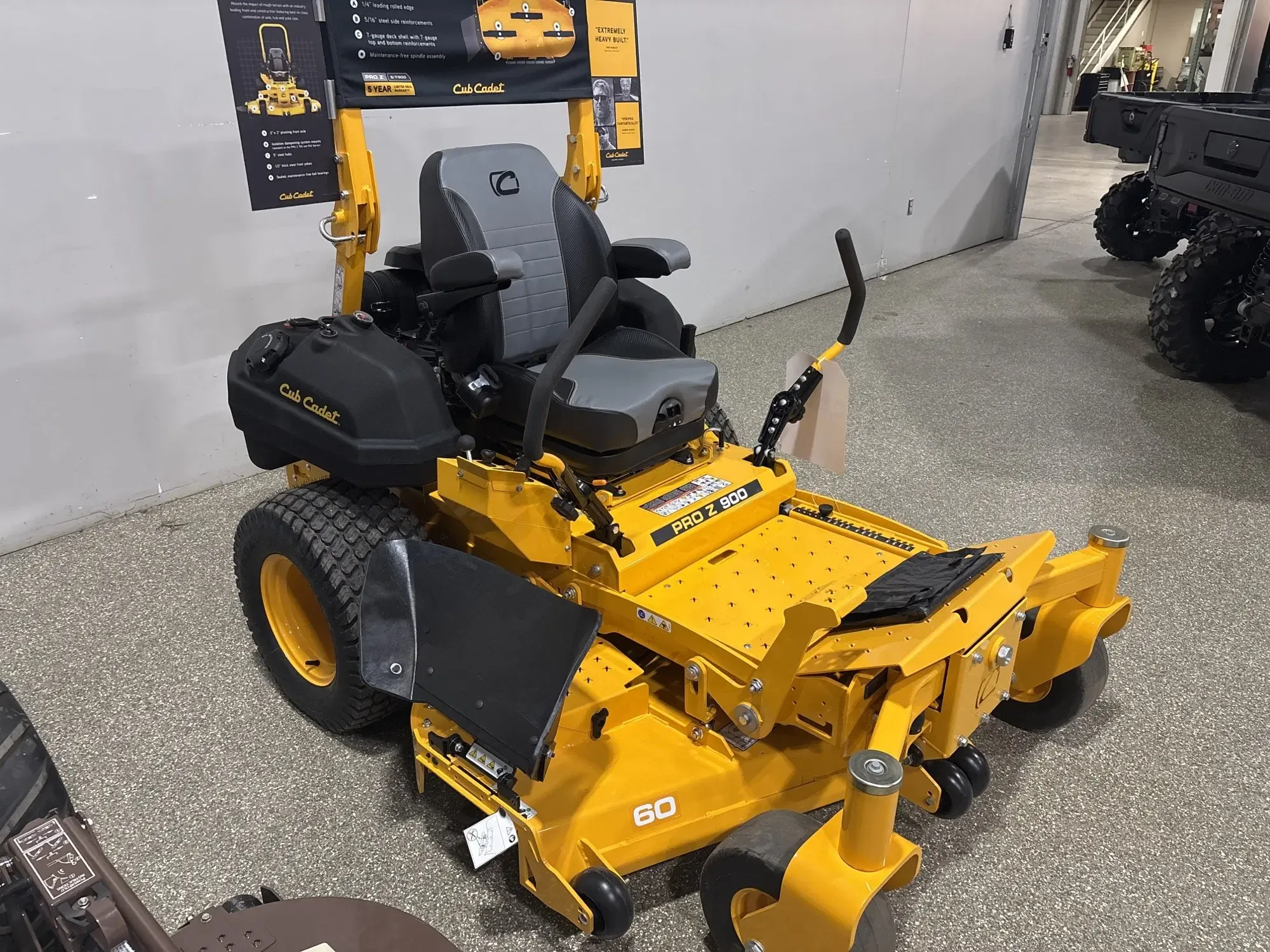 2026 Cub Cadet Pro Z 960L Equipment Image0