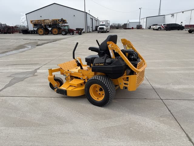 Image of Cub Cadet Pro Z 960L equipment image 3